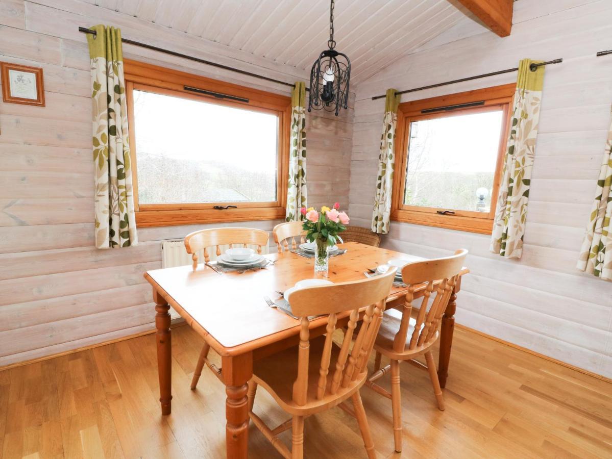Barn Owl Lodge Rhayader Exterior photo
